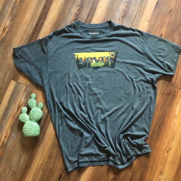 Levi's Other - [Levi’s] ••• scenery men’s tee